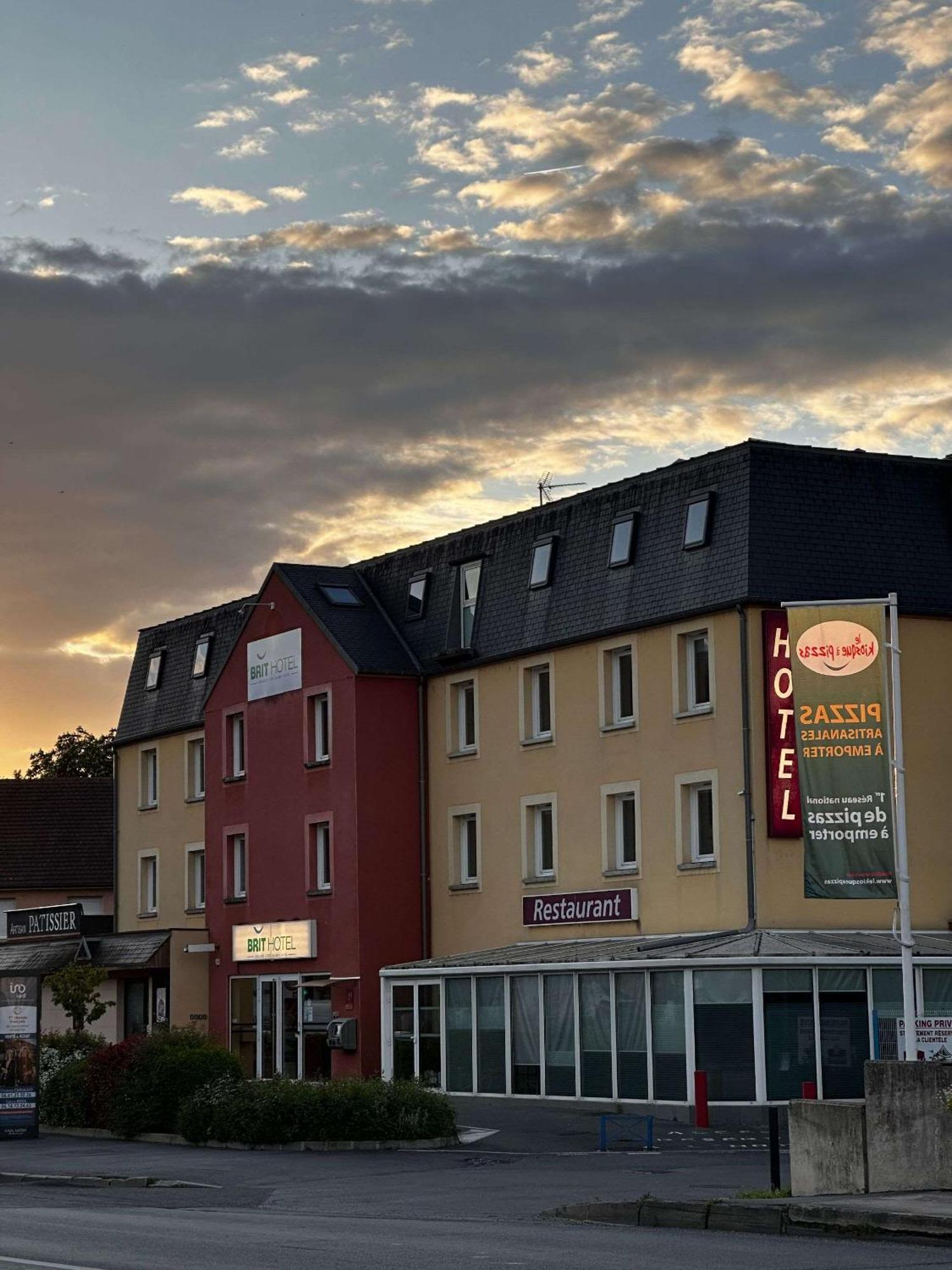 Brit Hotel La Ferte Sous Jouarre Luaran gambar