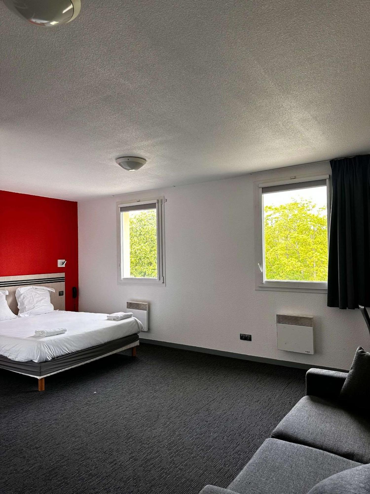 Brit Hotel La Ferte Sous Jouarre Luaran gambar
